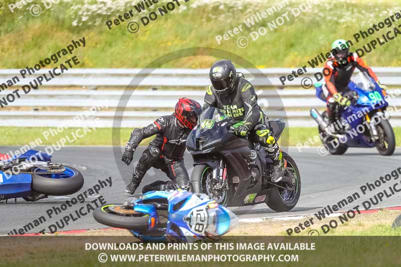 enduro digital images;event digital images;eventdigitalimages;no limits trackdays;peter wileman photography;racing digital images;snetterton;snetterton no limits trackday;snetterton photographs;snetterton trackday photographs;trackday digital images;trackday photos